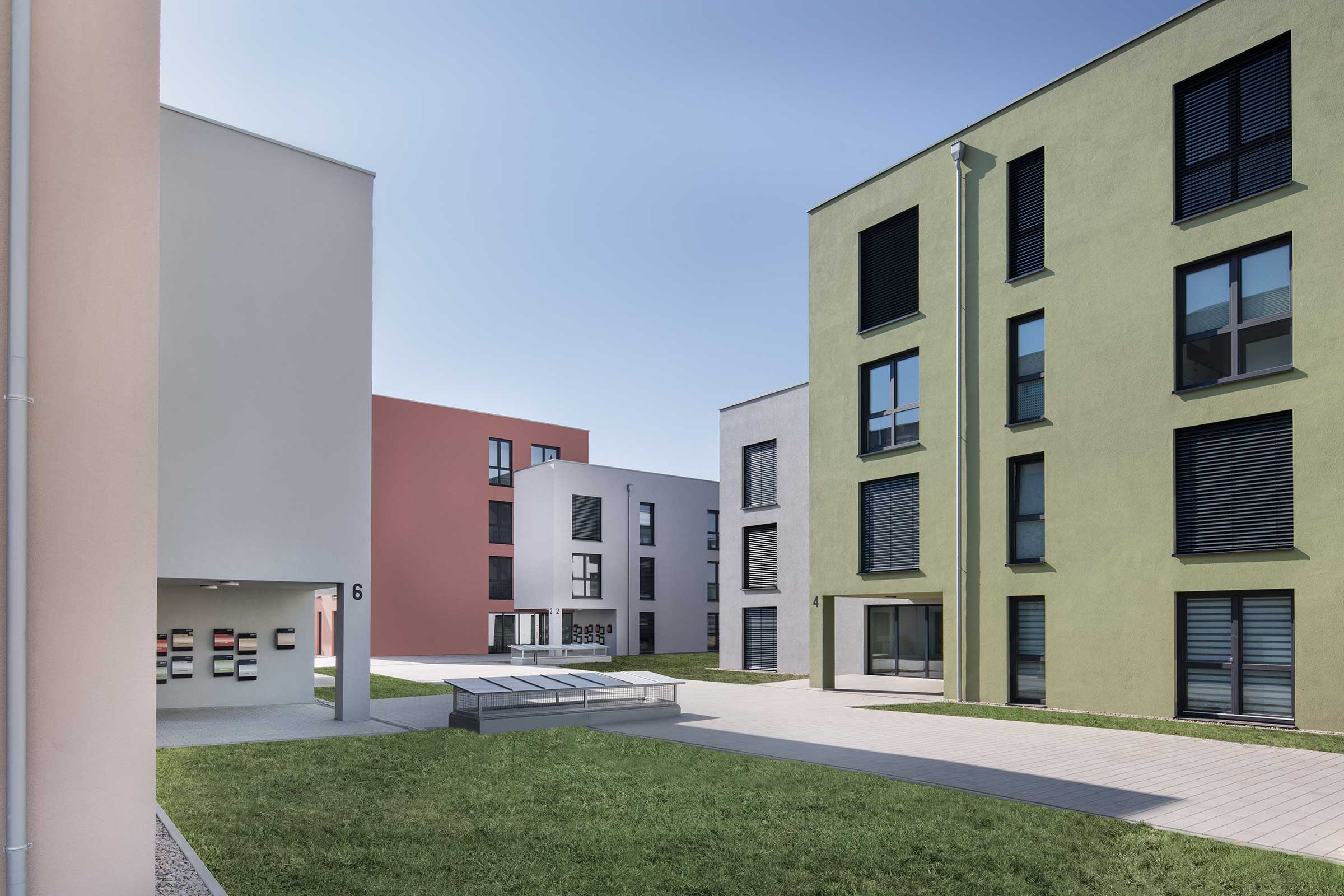 Fasadna barva: fasadna barva s silikonsko smolo StoColor Silco na kontaktnem fasadnem sistemu